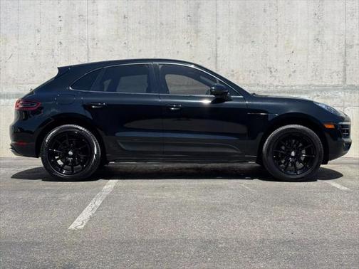 2018 Porsche Macan Base