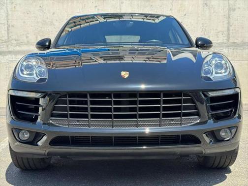 2018 Porsche Macan Base