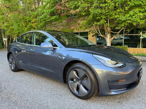 2020 Tesla Model 3 Standard Range Plus