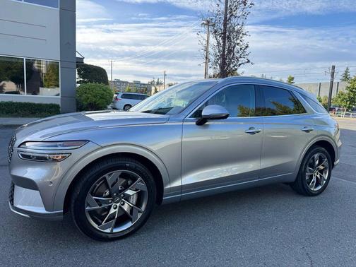 2024 Genesis Electrified GV70 Advanced AWD