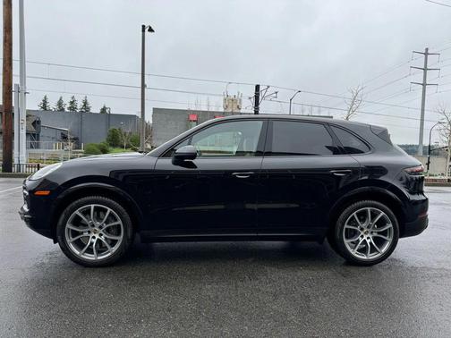 2023 Porsche Cayenne Cayenne