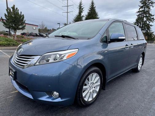 2017 Toyota Sienna Limited Premium