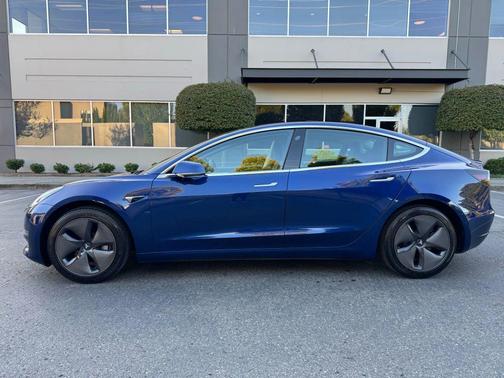 2020 Tesla Model 3 Standard Range Plus