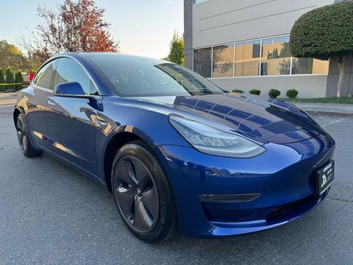 2020 Tesla Model 3 Standard Range Plus
