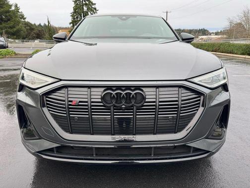 2023 Audi e-tron S Sportback Premium Plus quattro