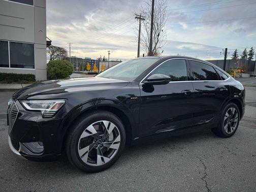 2022 Audi e-tron Sportback S line Premium Plus