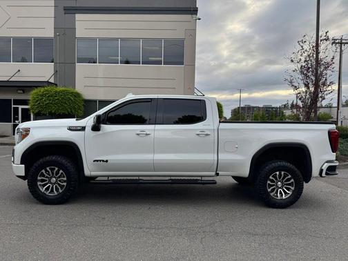 2022 GMC Sierra 1500 AT4