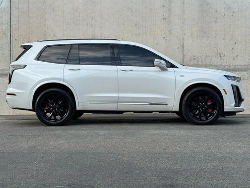 2022 Cadillac XT6 Sport AWD