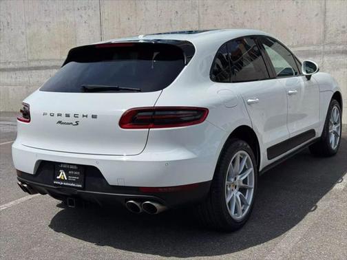 2017 Porsche Macan Base