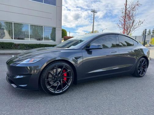 Stealth Grey 2024 Tesla Model 3 Performance