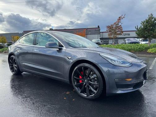 2018 Tesla Model 3 Performance