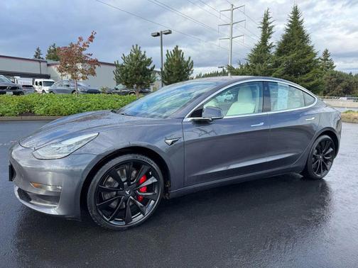 2018 Tesla Model 3 Performance