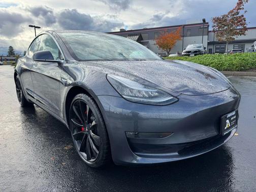 2018 Tesla Model 3 Performance