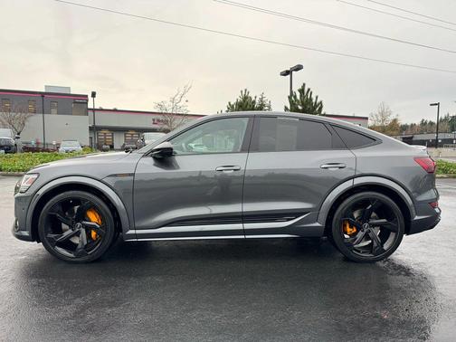 2023 Audi e-tron S Sportback Premium Plus quattro