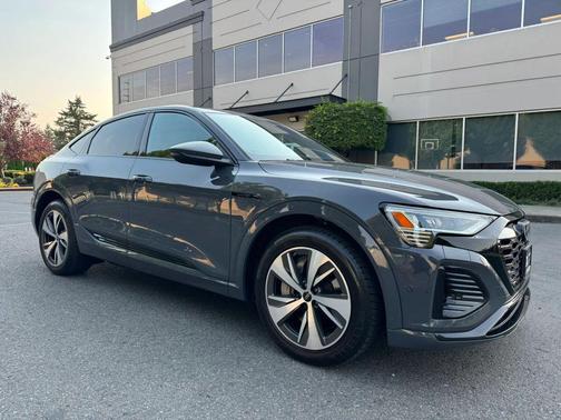 Magnet Gray 2024 Audi Q8 e-tron Premium