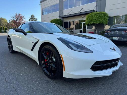 Arctic White 2016 Chevrolet Corvette Stingray Z51