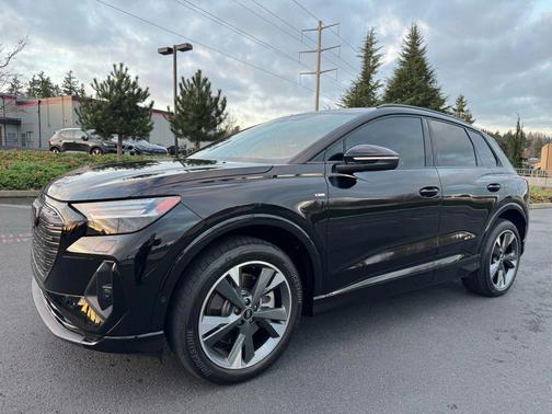 2023 Audi Q4 e-tron Prestige 50 quattro