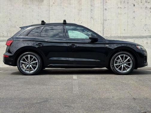 2022 Audi Q5 55 S line Premium Plus