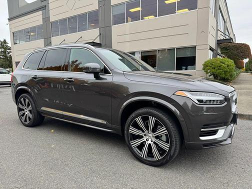2023 Volvo XC90 Recharge Plug-In Hybrid T8 Plus Bright Theme 7-Seater