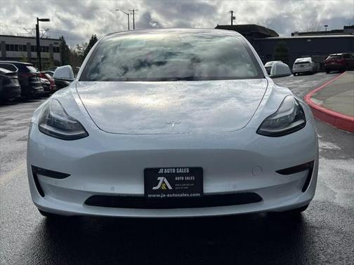 2019 Tesla Model 3 Performance