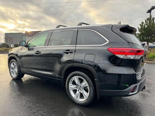 2018 Toyota Highlander Limited