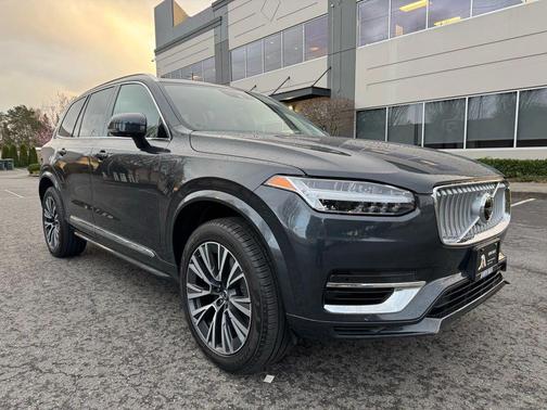 2022 Volvo XC90 Recharge Plug-In Hybrid T8 Inscription Expression 6 Passenger