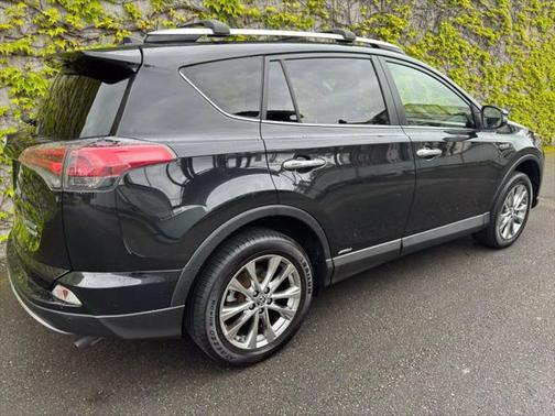 2016 Toyota RAV4 Hybrid Limited