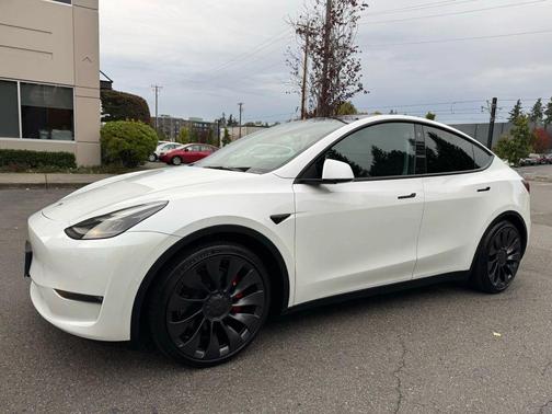 2022 Tesla Model Y Performance Dual Motor All-Wheel Drive