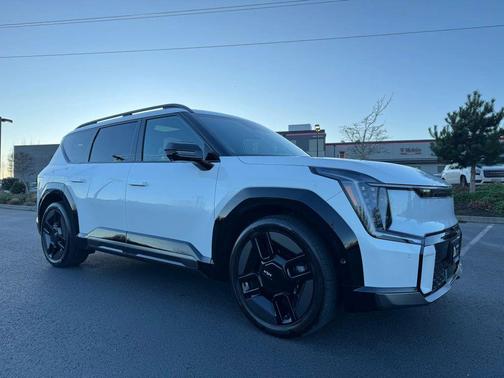 2024 Kia EV9 GT-Line