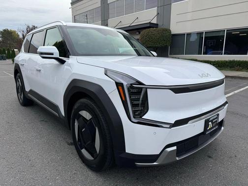 2025 Kia EV9 Wind
