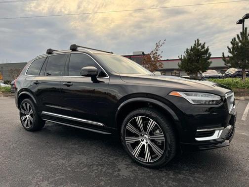 2023 Volvo XC90 Recharge Plug-In Hybrid T8 Plus Bright Theme 7-Seater