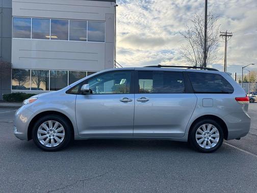 2014 Toyota Sienna Limited