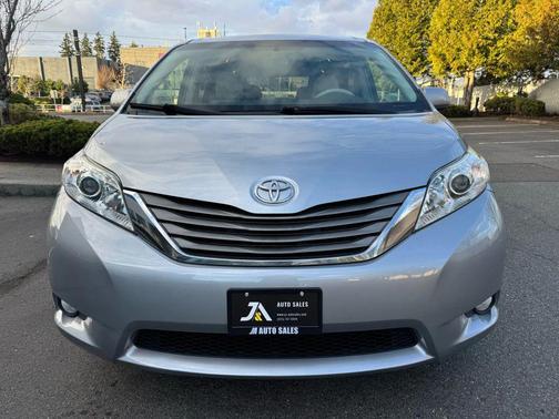 2014 Toyota Sienna Limited
