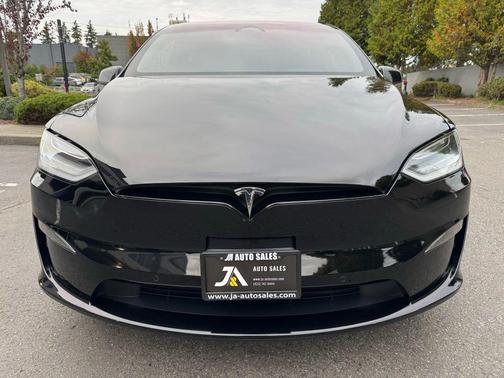 2022 Tesla Model X Dual Motor All-Wheel Drive
