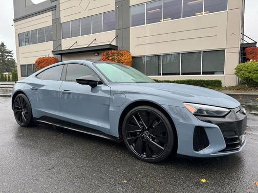 2022 Audi e-tron GT Prestige