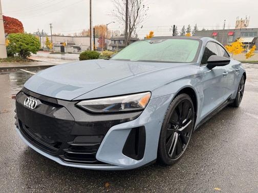 2022 Audi e-tron GT Prestige