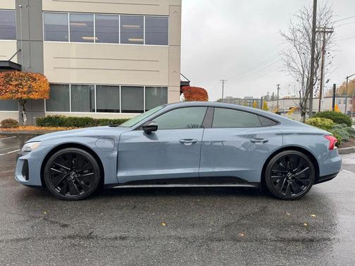 2022 Audi e-tron GT Prestige