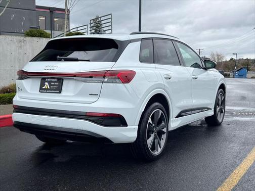2023 Audi Q4 e-tron Premium Plus 50 quattro