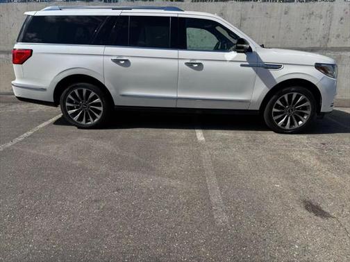 2019 Lincoln Navigator L Select