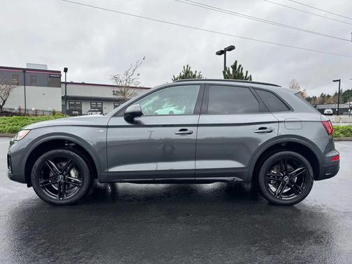 2022 Audi Q5 e 55 S line Premium Plus
