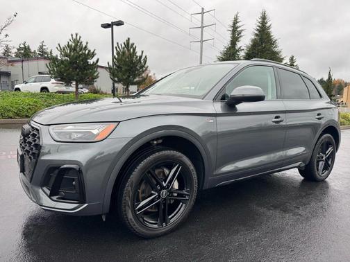 2022 Audi Q5 e 55 S line Premium Plus