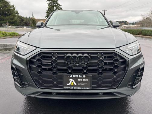 2022 Audi Q5 e 55 S line Premium Plus
