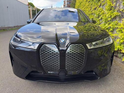 2022 BMW iX xDrive50