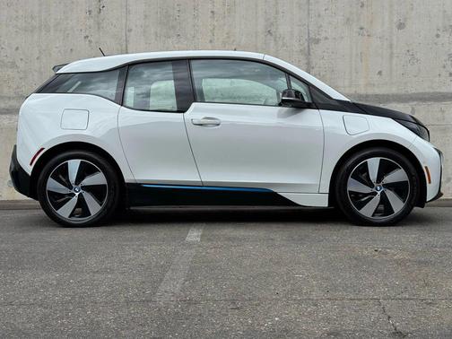 2015 BMW i3 Base w/Range Extender