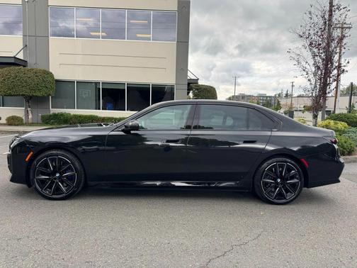 2023 BMW i7 xDrive60