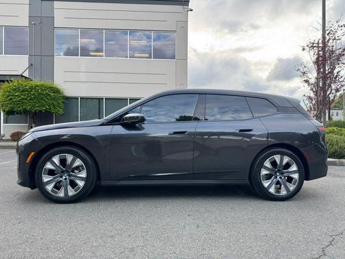 Dark Graphite Metallic 2023 BMW iX xDrive50