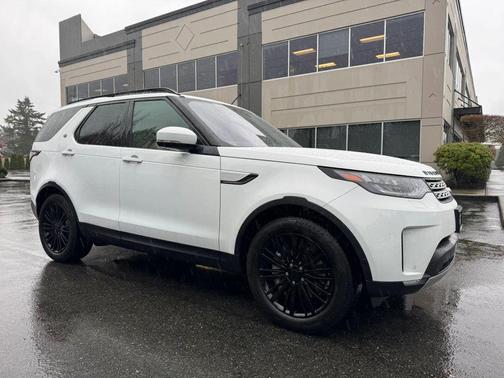 White 2019 Land Rover Discovery HSE LUXURY