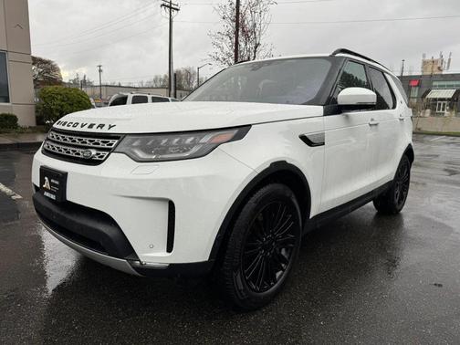 White 2019 Land Rover Discovery HSE LUXURY