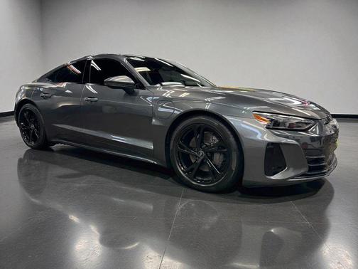 2023 Audi e-tron GT Premium Plus quattro