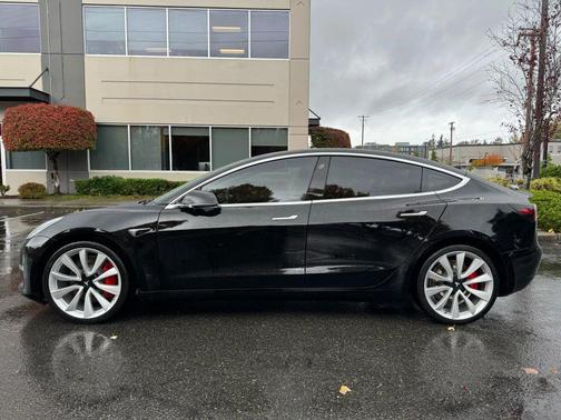2018 Tesla Model 3 Performance